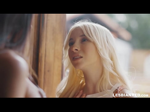 ❤️ Tyttö tulee kotiin muutamaa kuukautta myöhemmin ja päätyy syömään äitipuolensa pillua ❤❌ Pornovideo at us