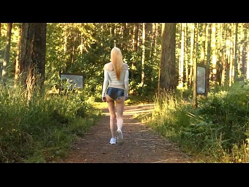❤️ Kaunis nainen liikkuu hitaasti, ei alaston video ❤❌ Pornovideo at us