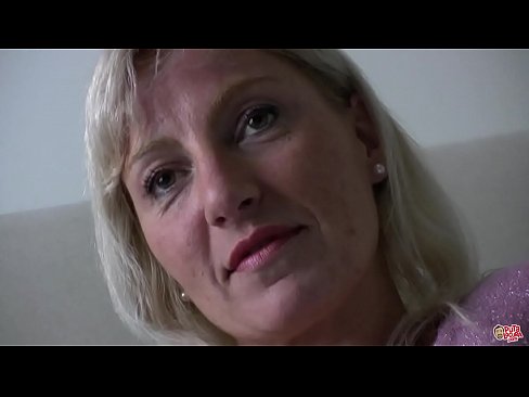 ❤️ Äiti jota me kaikki nussimme ... Lady, käyttäydy kunnolla! ❤❌ Pornovideo at us